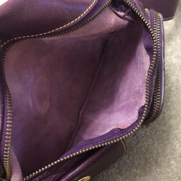 ROOTS| Purple & Gold Villager Leather Crossbody Bag & Dust Bag - Picture 7 of 8